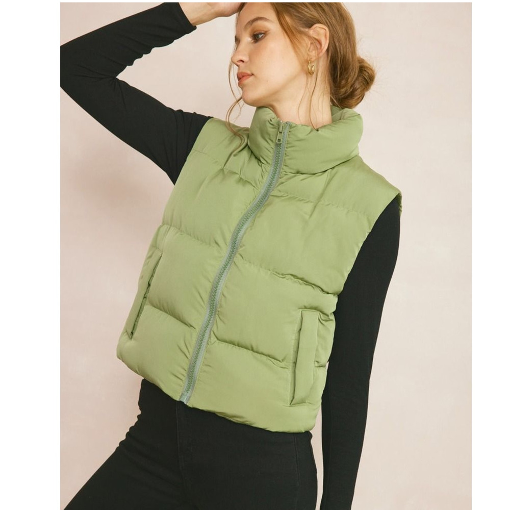 NWT Entro Cropped Puffer Vest Sage Green Zip Front Lightweight L